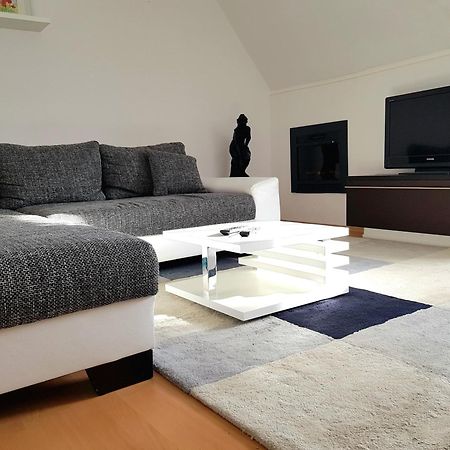 Apartment Am Suedpark Erfurt - Inkl Garten Mit Sitzlounge - Zentrumsnah 外观 照片